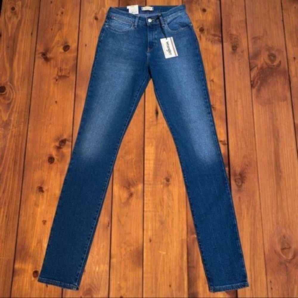 Wrangler High Rise Body Bespoke Skinny Jeans